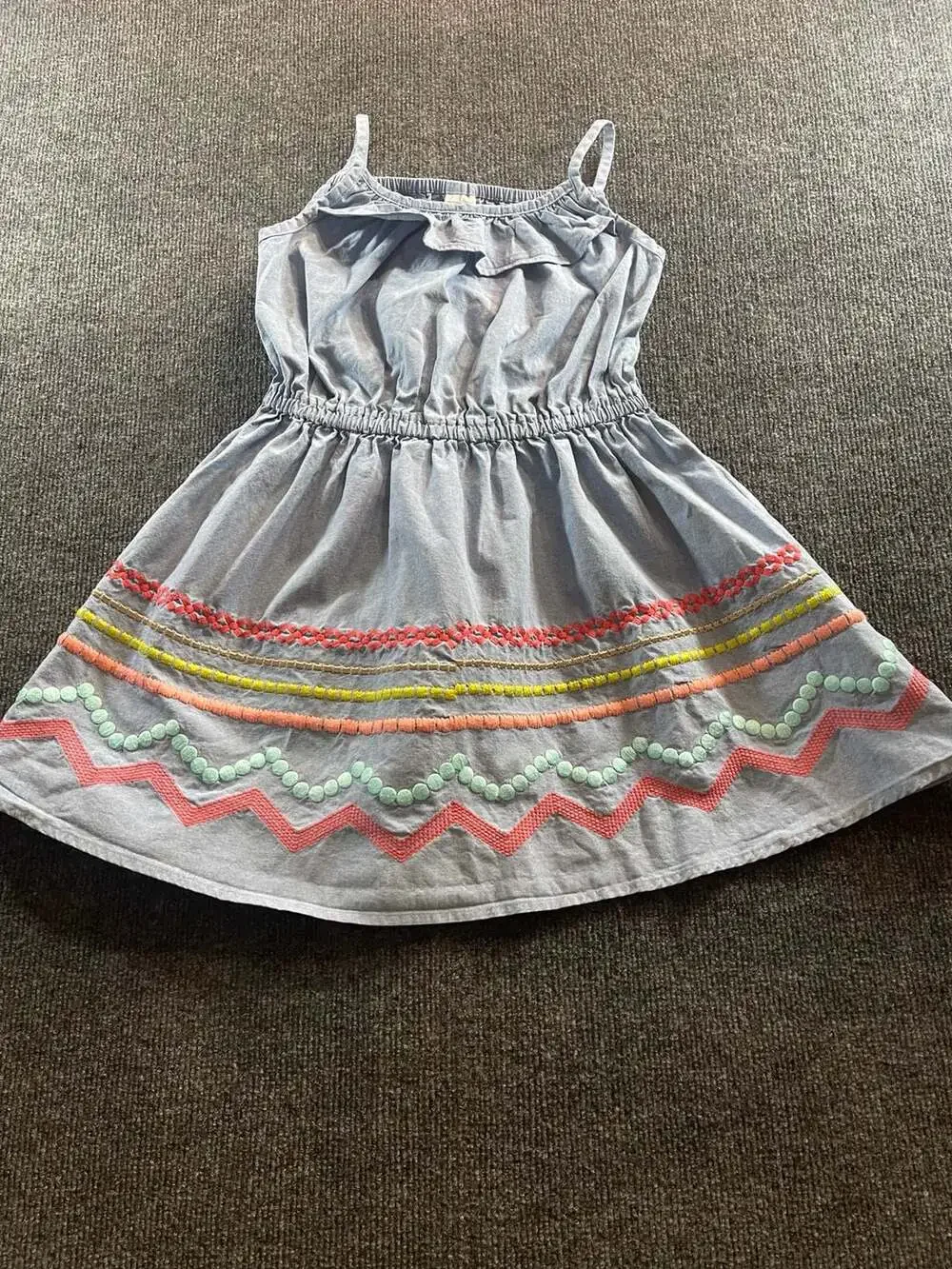 Gymboreee Chambray Dress Size 7 Blue Ruffle Straps Embroidered Ric Rac